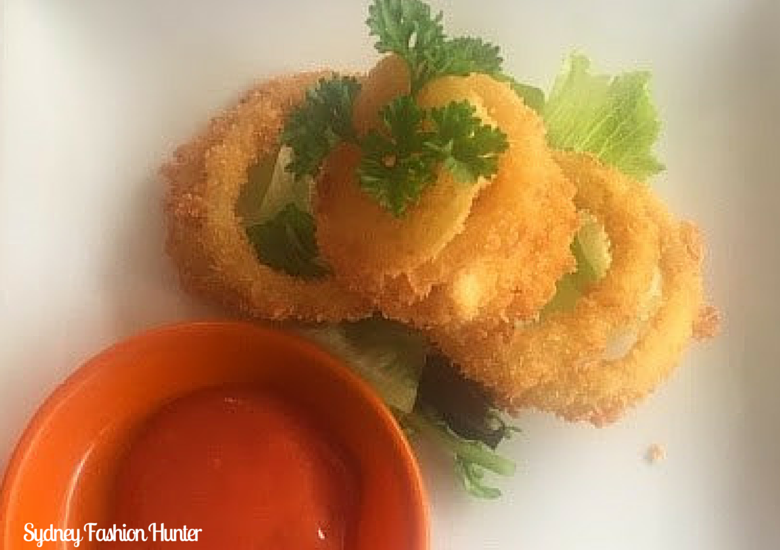 Bali Restaurants - Yogi's Onion Rings