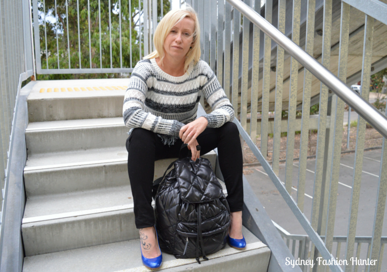 Sydney Fashion HUnter OOTD - Black Skinny Jeans, Black & White Sweater, Electric Blue Pumps, Black Backpack