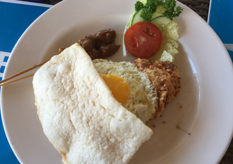 Fash Packing by Sydney Fashion Hunter: Resturant Review Benno's Sanur Bali - Nasi Goreng