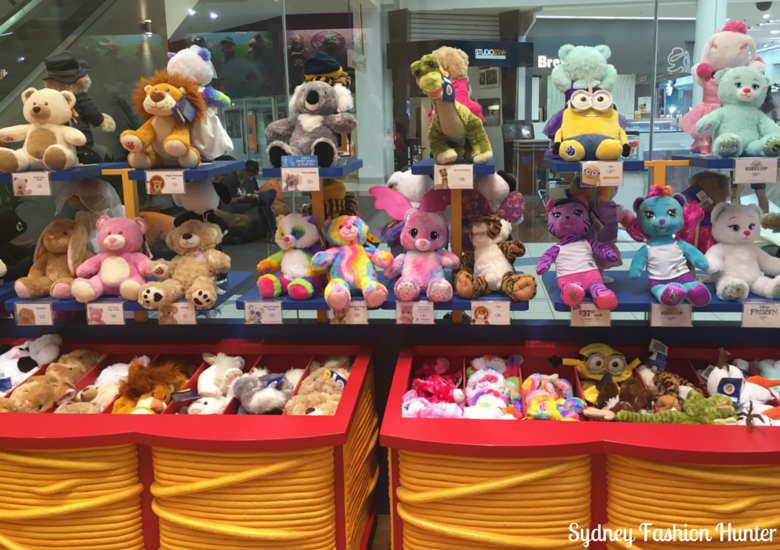 Sydney Fashion Huner: Surfers Paradise In The Rain: Build A Bear Teddy's