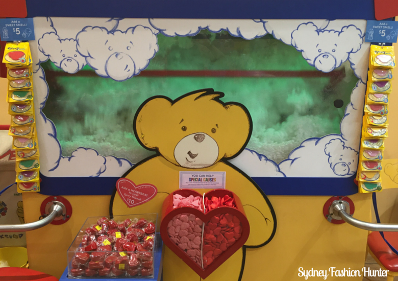 Sydney Fashion Hunter: Surfers Pardise In The Rain- Build A Bear Machine