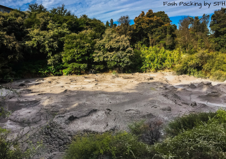 Fash Packing by SFH: Te Puia Rotorua Mud Pool