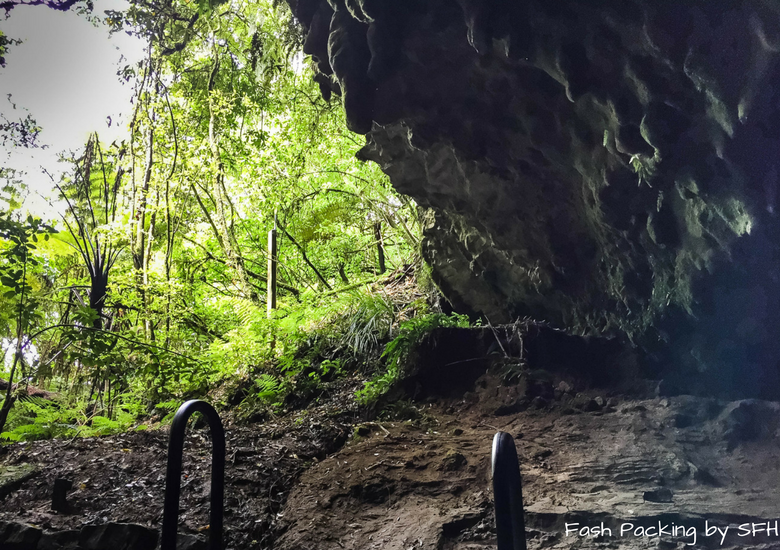 Fash Packing by SFH: Waitomo Caves - Waitomo Glowworm Cave