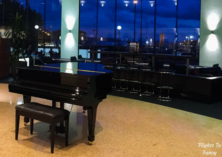 Flights To Fancy: Grand Chancellor Hotel Hobart - Piano
