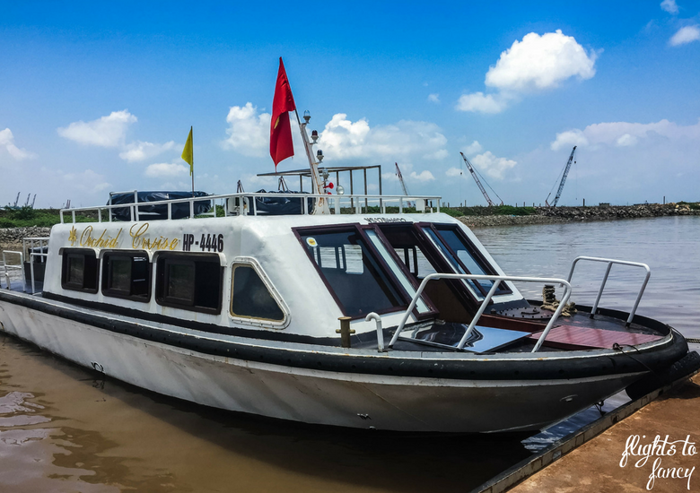 Tender to our luxury Halong Bay cruise