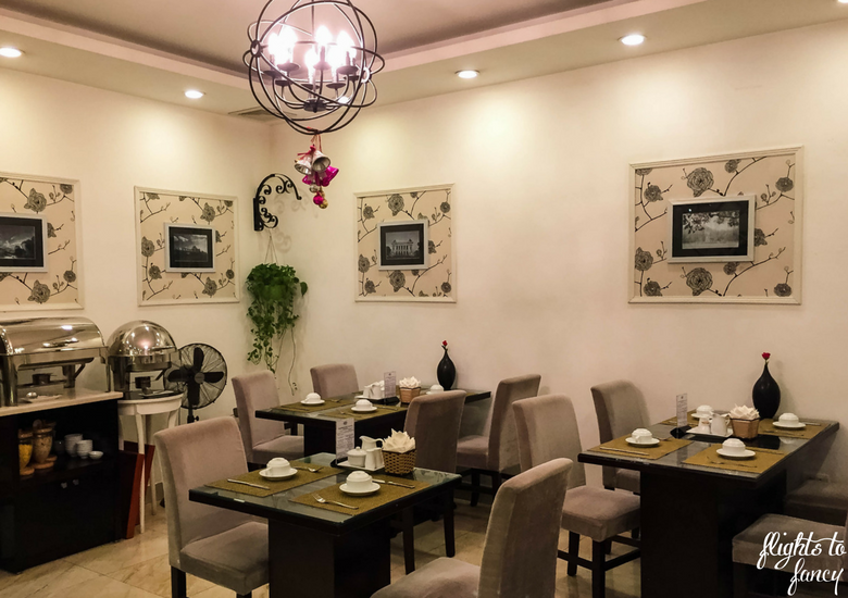 Flights To Fancy: Hanoi Glance Hotel Review - Breakfast Room