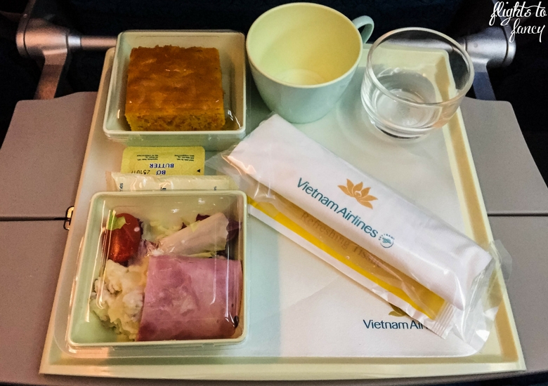 Flights To Fancy: Vietnam Airlines Review - Dinner