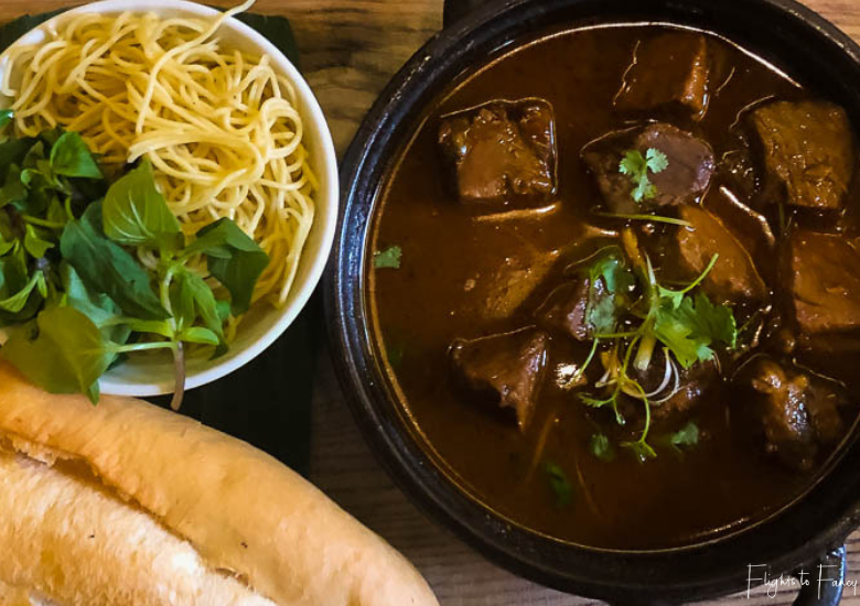 Featured Image: Best Restaurants in Hoi An